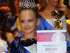 Дениза Харазия завоевала «SUPER GRAND PRIX «Mini Miss World Fashion 2011» 