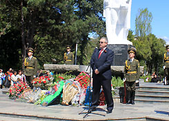 «Праздник 9 мая соединяет поколения, народы, страны», - посол России в Абхазии Семен Григорьев