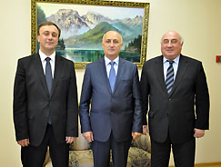 Леонид Лакербая посетил посольство Абхазии в Российской Федерации