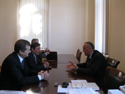 Александр Анкваб и Александр Хлопонин  обсудили вопросы реализации в Абхазии  социально-экономических проектов 