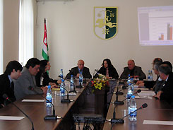 Центр стратегических исследований при президенте РА презентовал социологический проект «Состояние и перспективы социально-экономического развития Республики Абхазия»