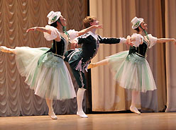 «Страницы балетной истории» на сцене абхазской Госфилармонии фрагменты