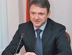  Губернатору Краснодарского края Александру Ткачеву присвоено звание «почетного гражданина Абхазии».  