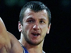 Денис Царгуш завоевал золото московского чемпионата мира в категории до 74 кг.