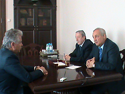 Состоялась встреча президента Сергея Багапша с губернатором саратовской области Павлом Ипатовым. 