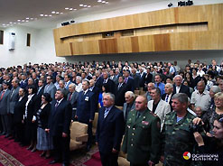 Президент Абхазии принимает участие в торжествах по случаю 20-летия независимости Республики Южная Осетия. 