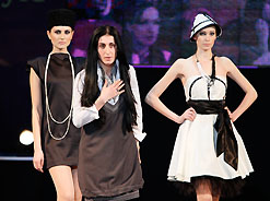 Мрамза Марыхуба победила в номинации «Этностиль» на V открытом конкурсе молодых дизайнеров и стилистов юга России «SochiStyle»