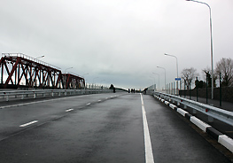 На российско-абхазской границе ввели в эксплуатацию новый мост