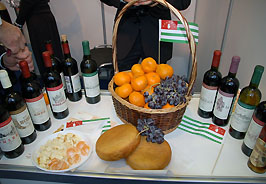 Компания «Вина и воды Абхазии» и турфирма «Аква-Абаза»  участвуют  в  международной выставке «Черное море 2011 – парад инноваций и инвестиционных проектов»
