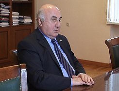 Президент Александр Анкваб обсудил с Игорем Ахба работу посольства Абхазии в России